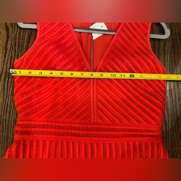 EUC J Crew Sleeveless Eyelet Fit & Flare Dress Flame Red Spring Easter Size 4 - Picture 7 of 7